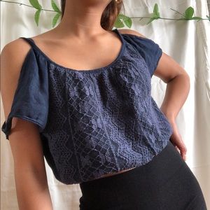 COLD SHOULDER TOP